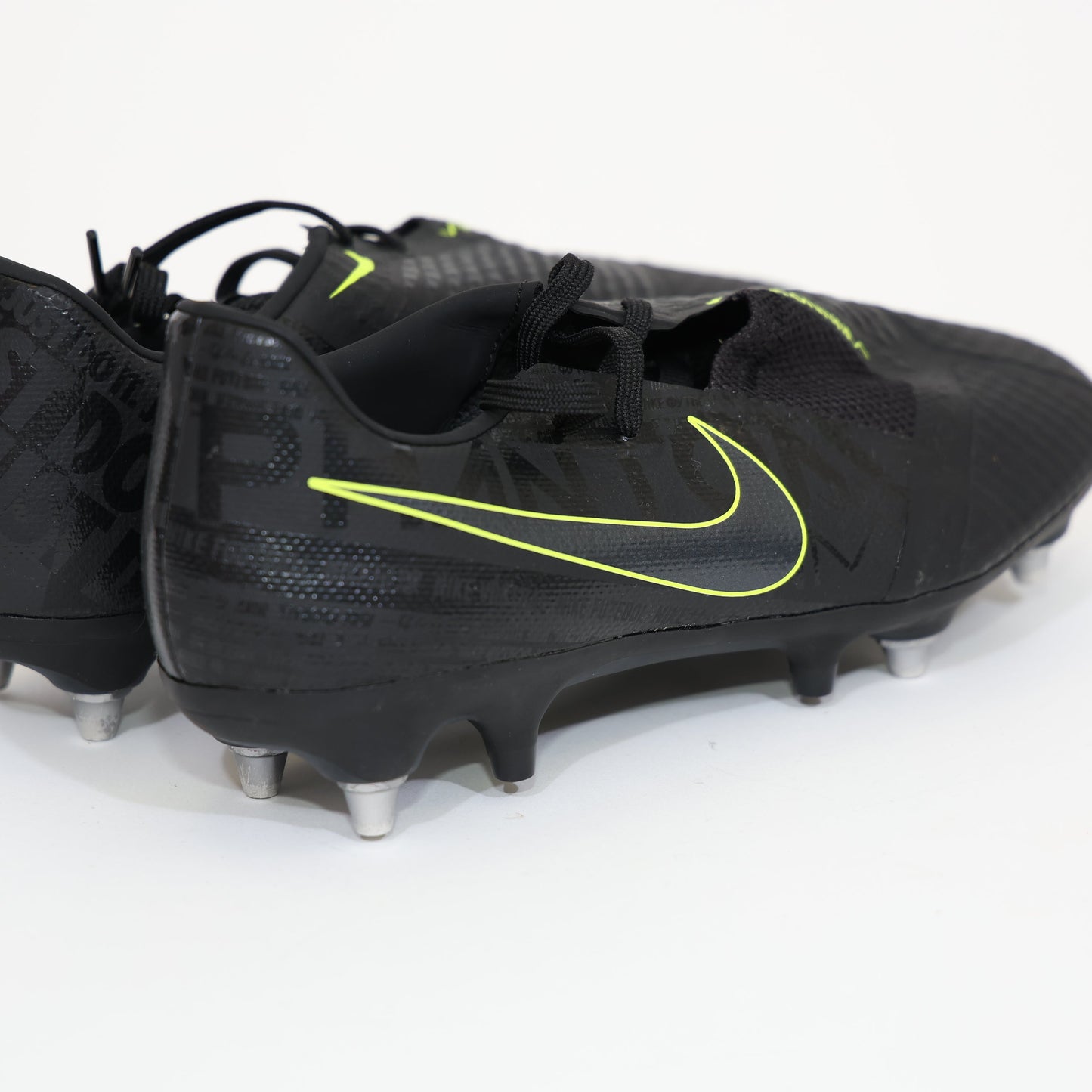 Nike Phantom Venom Academy SG-Pro